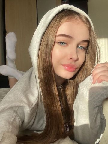 Проститутка Эвелина, 20 лет, г. Мегино-Алдан